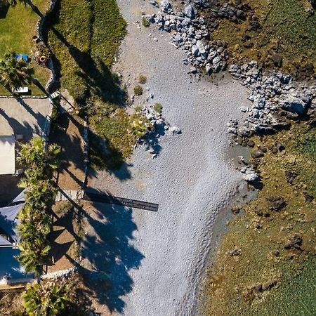 Villa Proto Helidoni - A Cozy Beachfront Villa Petres  Bagian luar foto